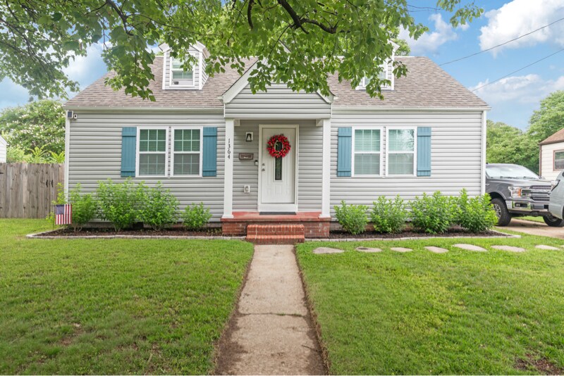 Foto principal - 1364 E Norcova Dr