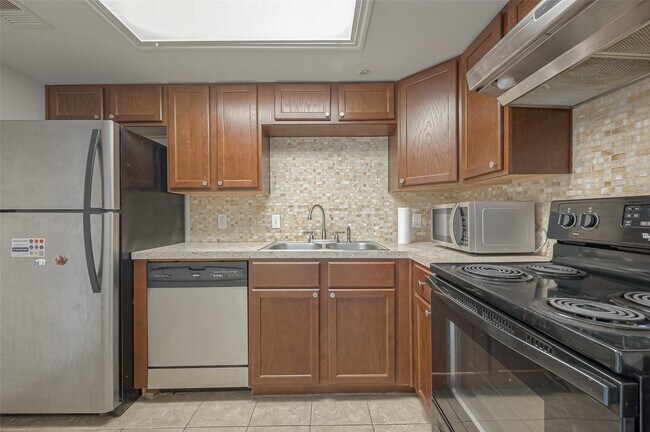 Foto del edificio - 3758 Tanglewilde St