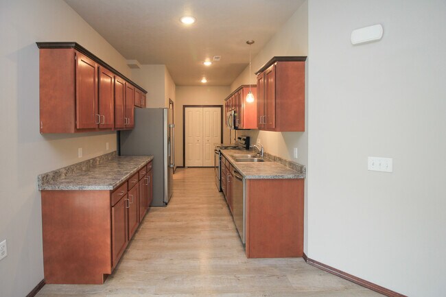 Foto del edificio - 1005 Tanner Ct