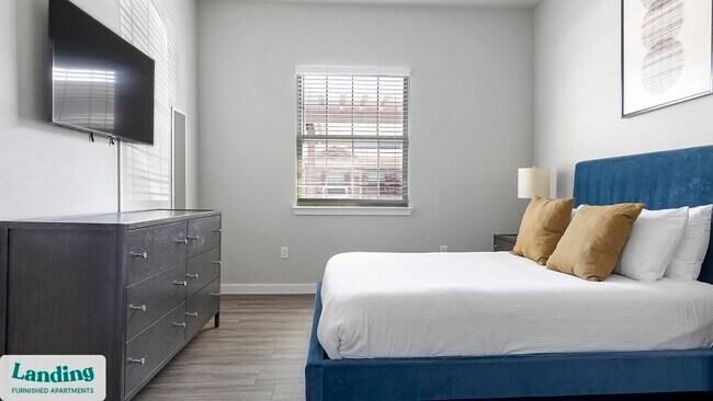 Building Photo - 8200 Clarksprings Dr