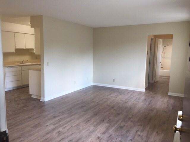 Foto del edificio - 1920 Peyton Ave