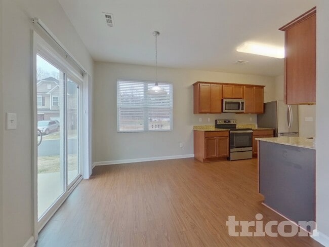 Building Photo - 2062 Aragon Lane