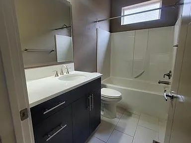 Foto del edificio - 6398 N Mystic Cove Pl