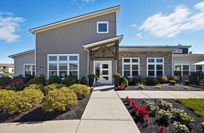 Foto del edificio - 933 Persimmon Ln