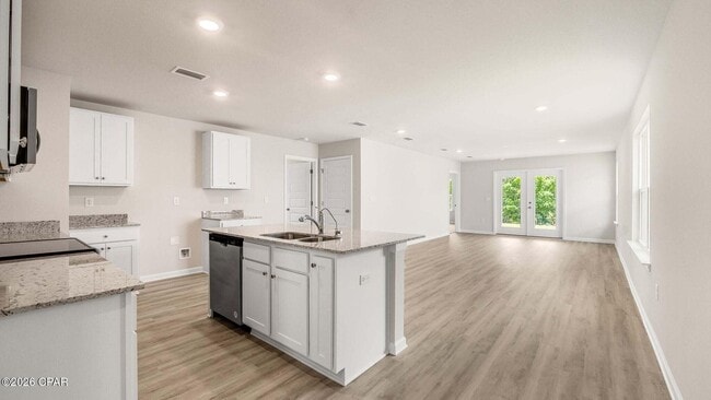 Building Photo - 6654 Kettles St
