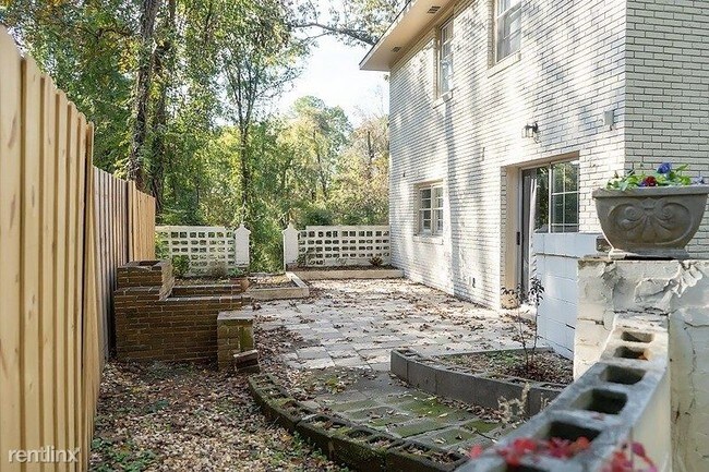 Building Photo - 3 br, 2 bath House - 2021 Buena Vista Drive