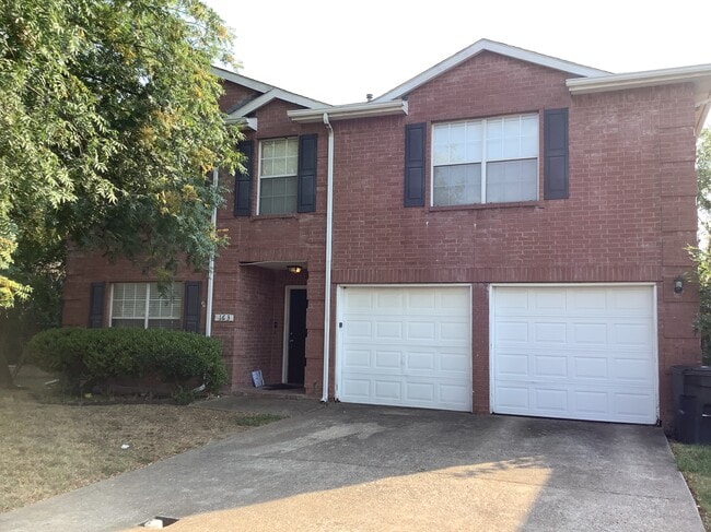 Building Photo - 163 Southlake Dr