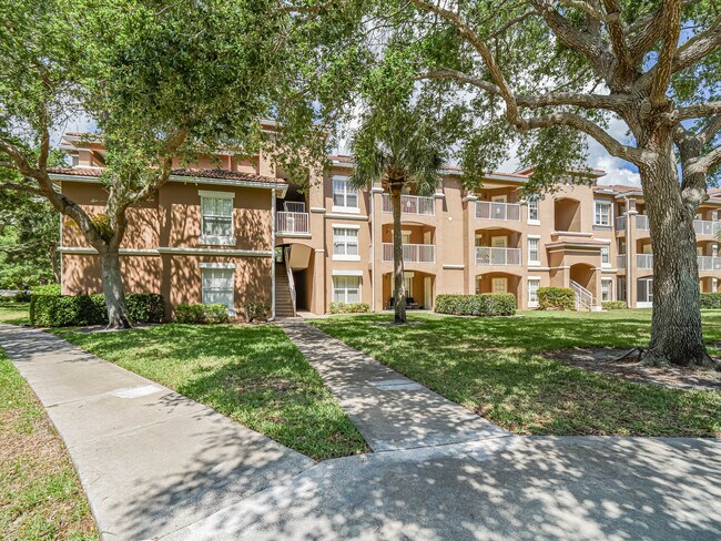 Photo - 5060 Fairways Cir Apartment