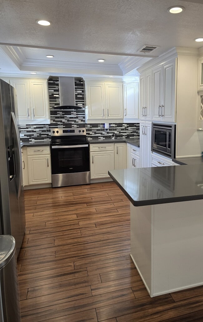 Photo - 544 Silver Lake Dr Townhome