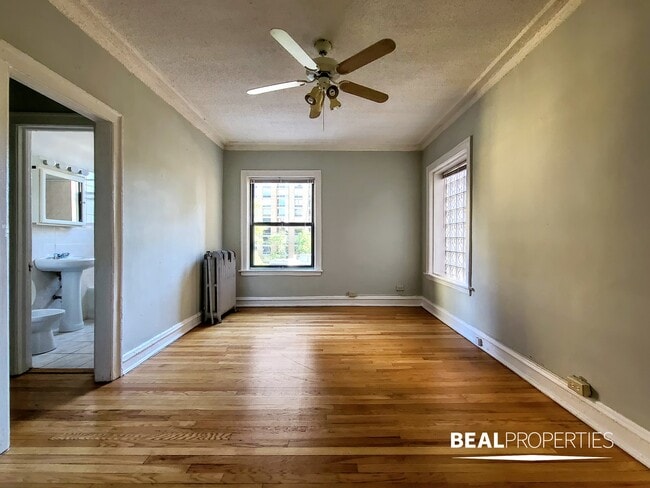Photo - 1164 N Dearborn St Apartment
