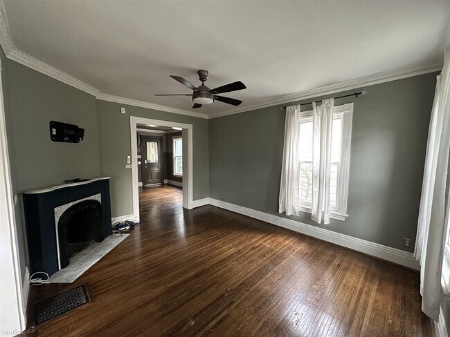 Building Photo - 4 br, 1.5 bath House - 4 Upton Park