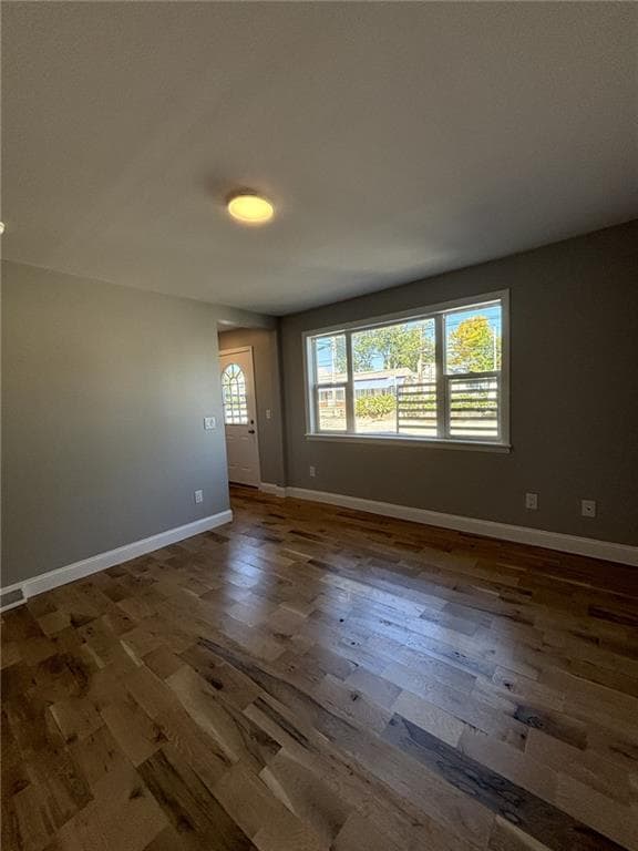 Foto del edificio - 865 W Shore Rd