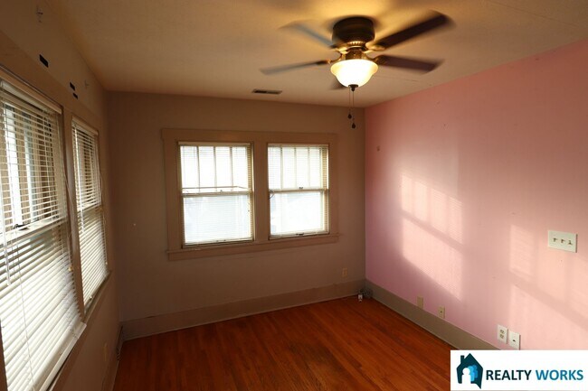 Foto del edificio - 2611 A St