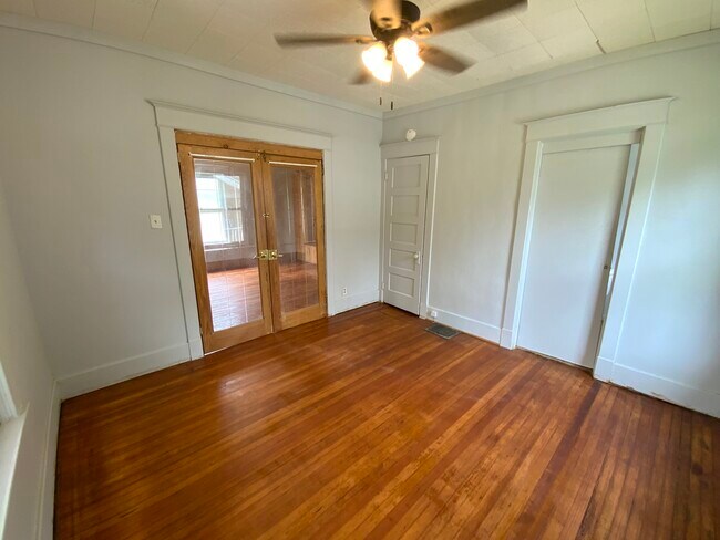 Building Photo - 1410 N Franklin St