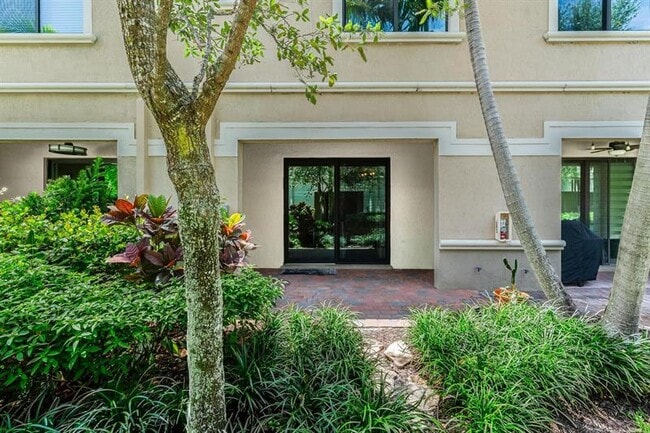 Foto del edificio - 4228 N Dixie Hwy