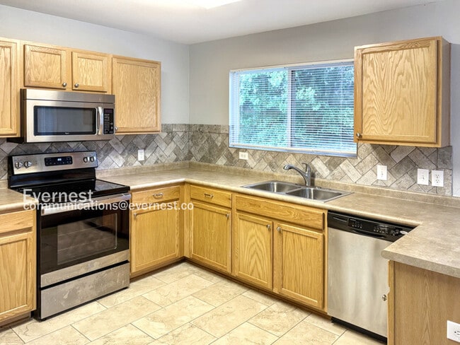 Building Photo - 193 Sagebrook Dr