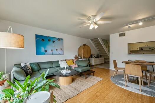 Foto del edificio - 33 Cove Rd