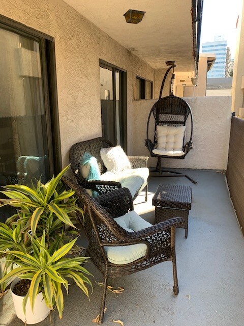 Hermoso patio grande - 11714 Goshen Ave