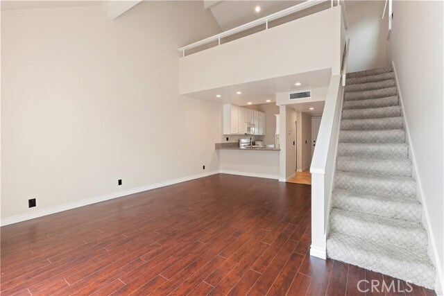 Building Photo - 423 Orange Blossom