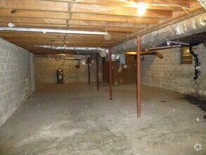 Building Photo - 612 Tomahawk Cir