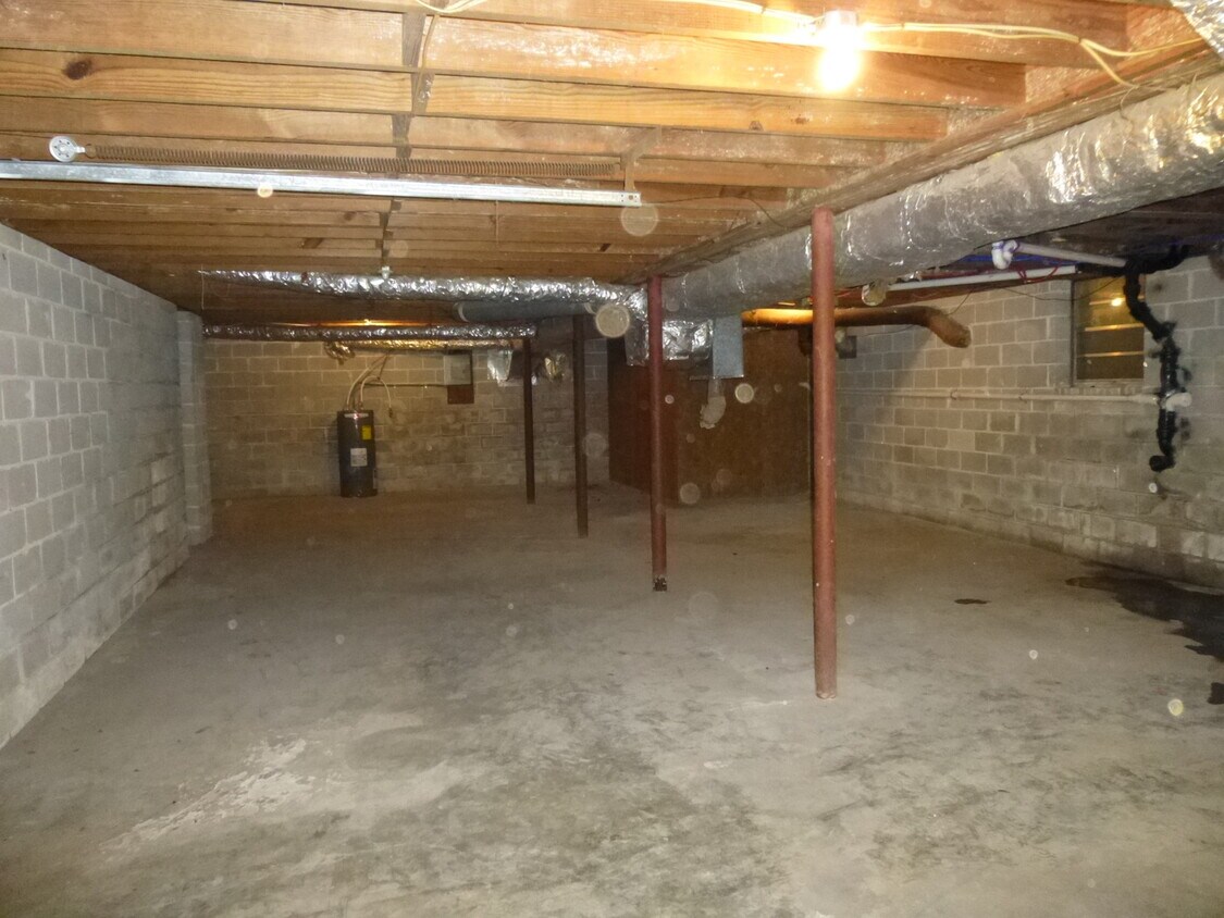 Primary Photo - BACK ON THE MARKET!
