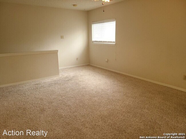 Building Photo - 3 br, 2.5 bath House - 10010 Sandbrook Hill