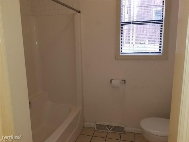 Building Photo - 2 br, 2 bath Condo - 601 Aspen Place