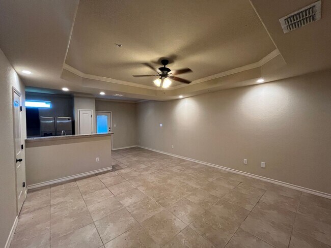 Foto del edificio - 6411 Marcel Way #103, San Antonio, TX. 78233