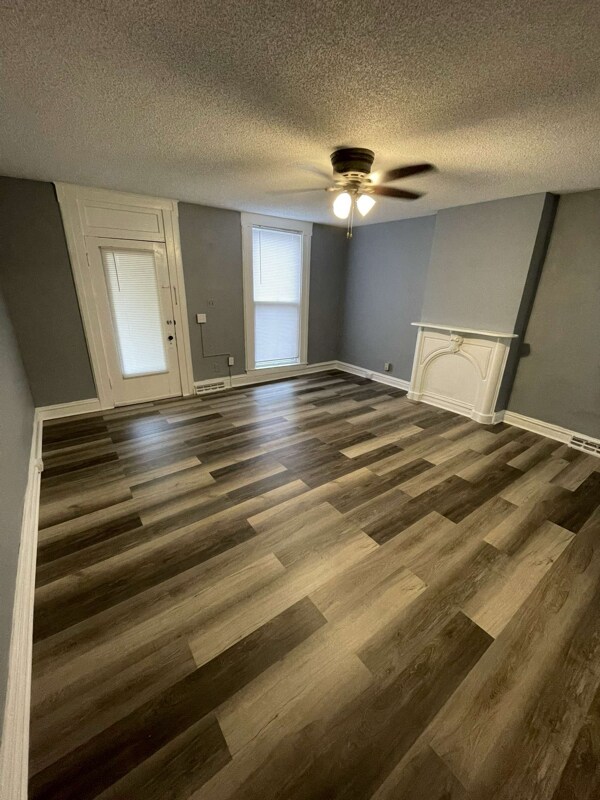 Foto principal - 407 S 12th St
