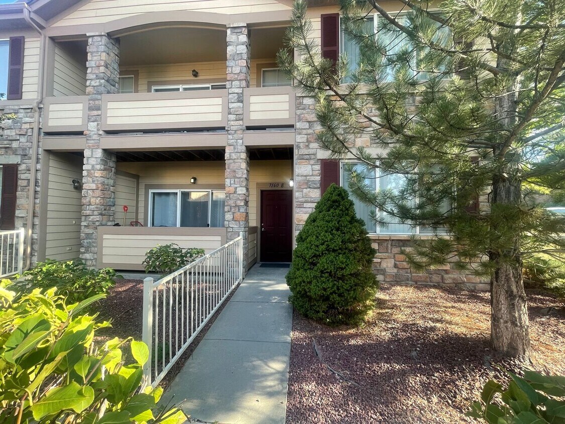 7160 S Wenatchee Way Unit E, Aurora, CO 80016 Condo for Rent in