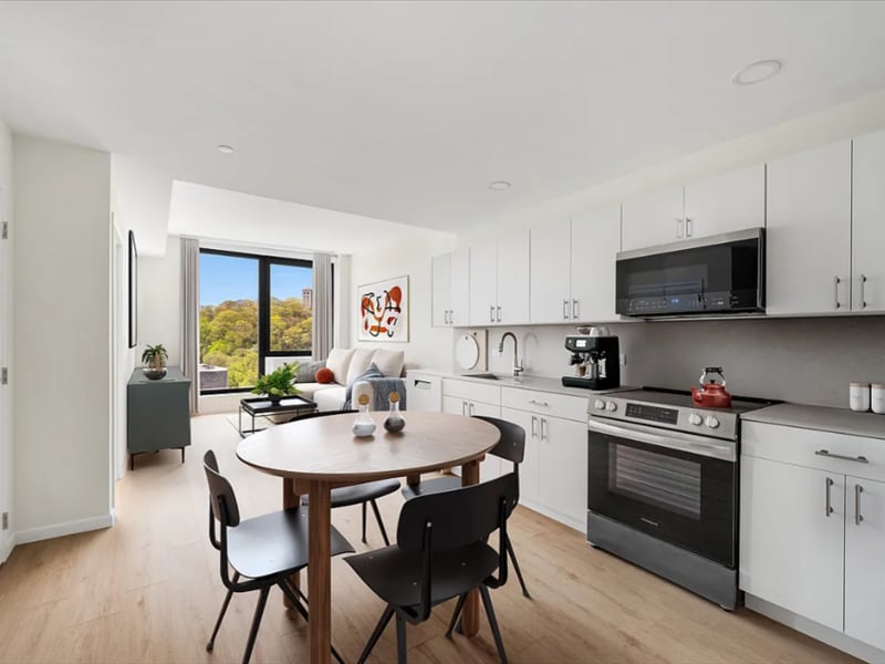 Photo - 4778 Broadway (New York, NY)