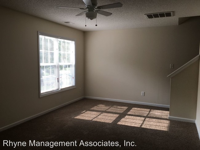 Foto del edificio - 3 br, 2.5 bath House - 2126 Walnut Bluff Lane