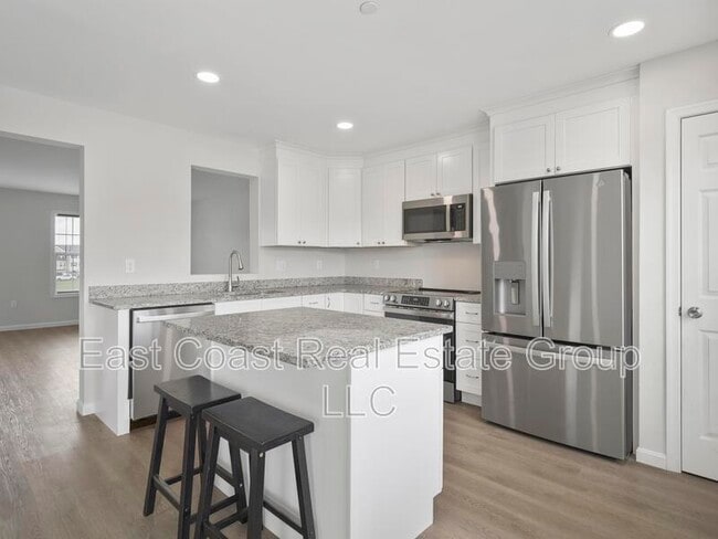 Building Photo - 105 Natural Way