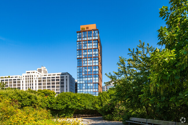 Building Photo - The Landing