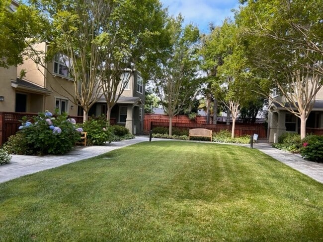 Building Photo - 6939 Santero Way