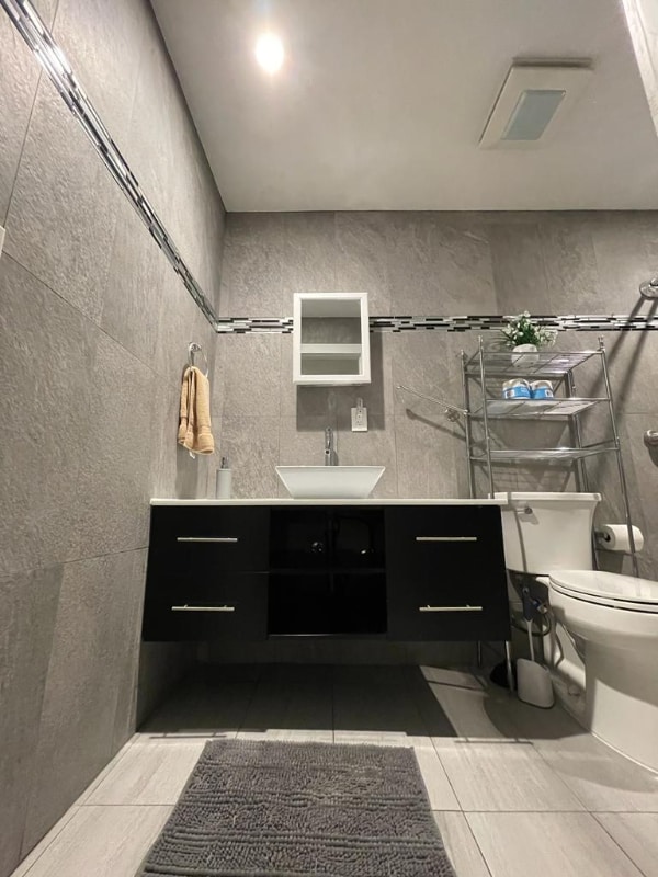 Foto del edificio - 24201 Highlander Rd