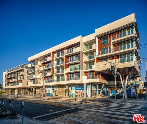 Foto del edificio - 800 Colorado Ave