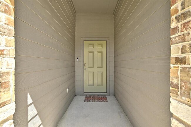 Building Photo - 5900 Brocade Dr