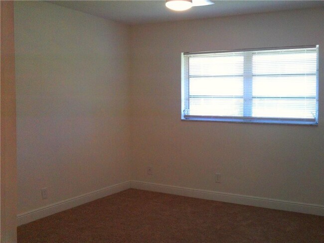 Foto del edificio - 5800 Margate Blvd