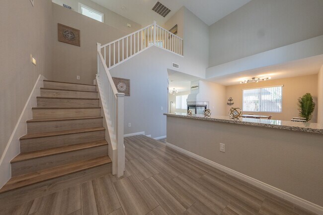 Foto del edificio - Spacious 4-Bed Family Home in Prime Las Vegas Location!