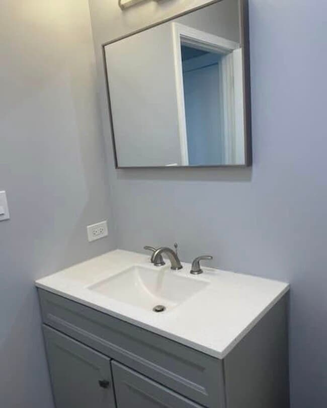 Building Photo - 9616 Marion Ave