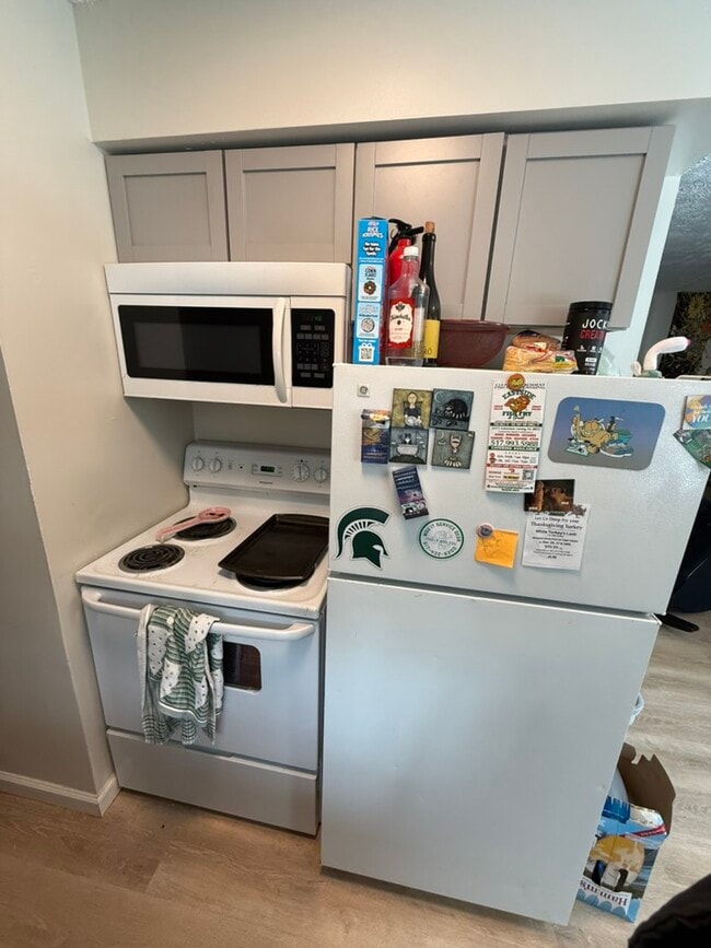 Foto del edificio - 1250 Lilac Ave