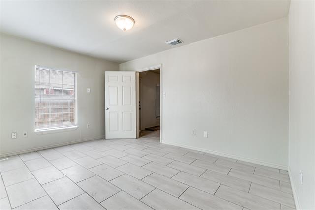 Foto del edificio - 7909 Wanebe Dr