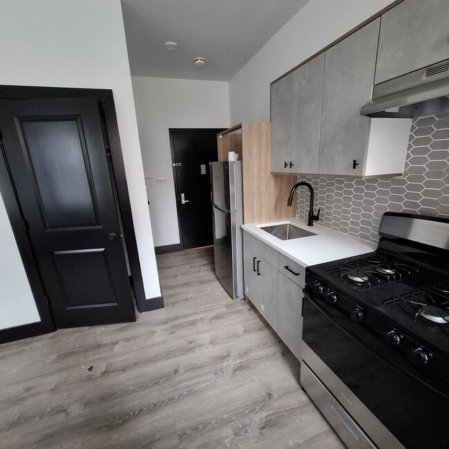 11 Thomas St 2E - 12 Thomas St
