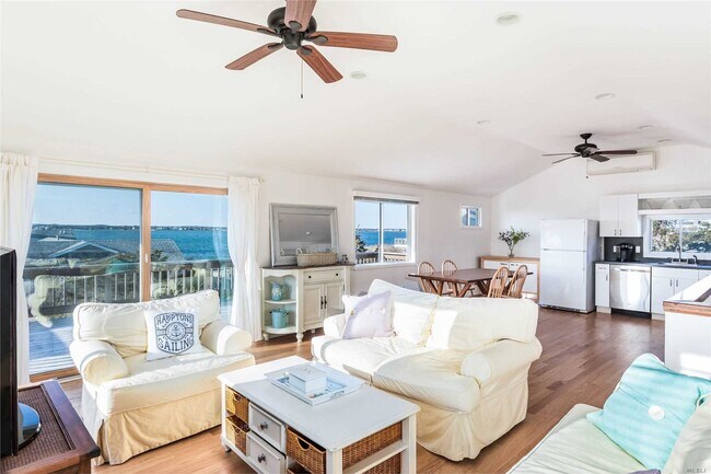 Foto del edificio - 654 Dune Rd