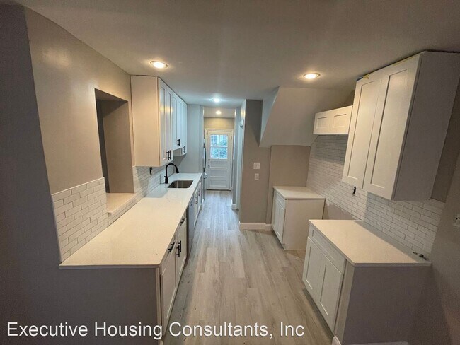 Building Photo - 5 br, 3.5 bath House - 4620 Sedgwick St, NW