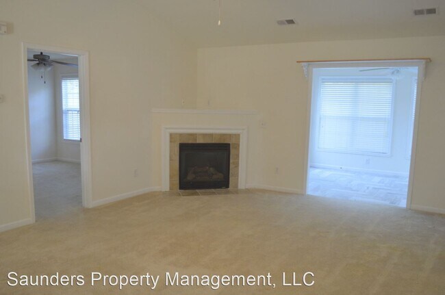 Building Photo - 3 br, 2 bath House - 4425 Weatherton Drive
