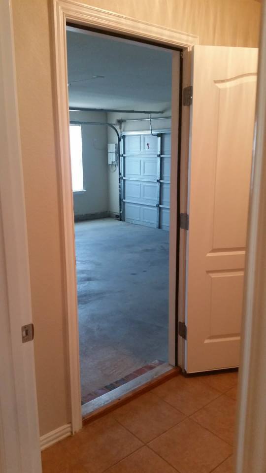 Building Photo - 3203 Wagon Trail Dr
