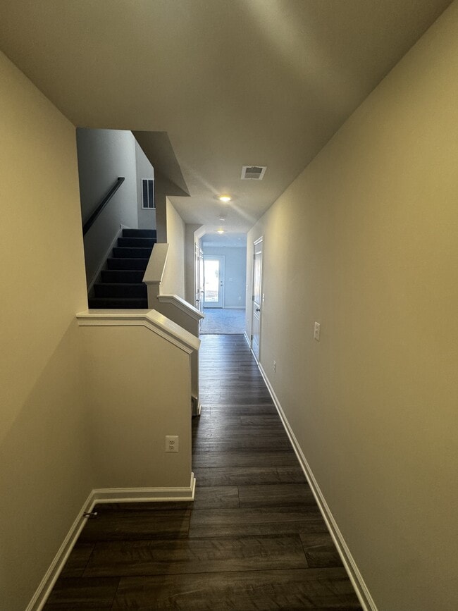 Building Photo - 113 Canning Rd