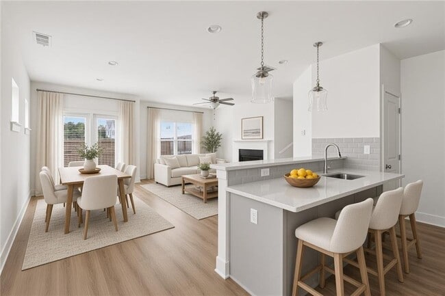 Building Photo - 5797 Calle Vis Dr